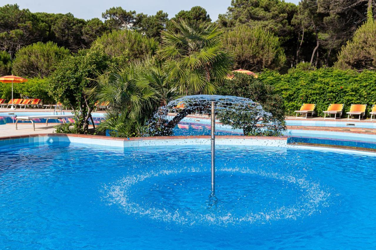 Hotel Adria Milano Marittima Exterior foto